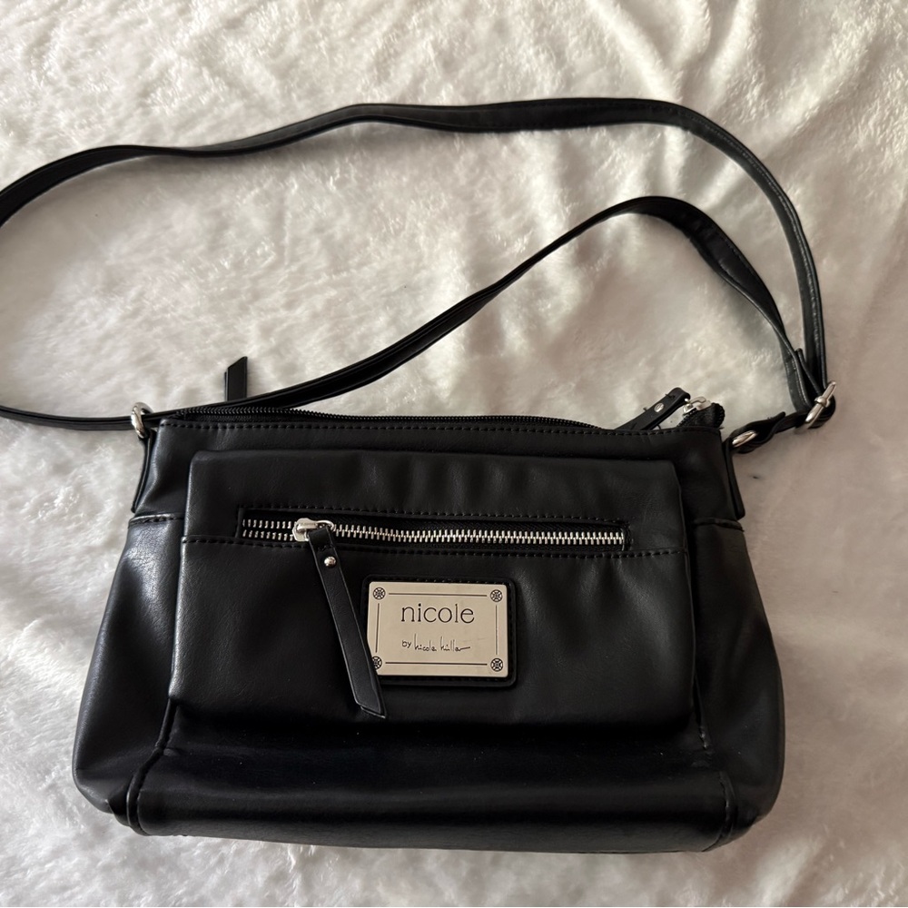 Nicole by Nicole Miller Black Crossbody Handbag - Picture 2 of 6